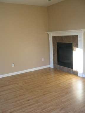 613 NE 8th St - Photo 2 of 6