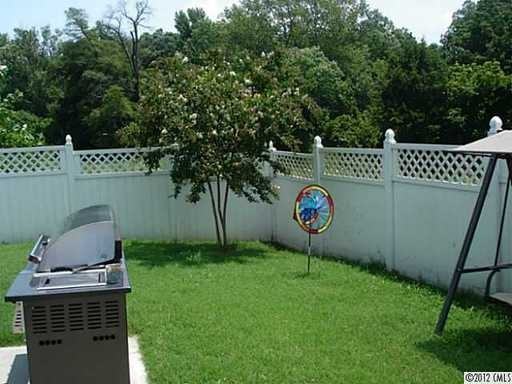 4229 Spring Oak Dr - Photo 2 of 5