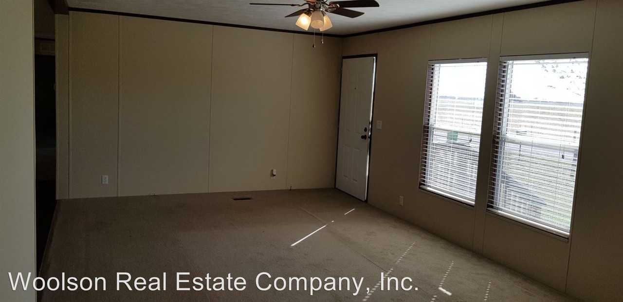 1613 Givens Rd - Photo 2 of 6