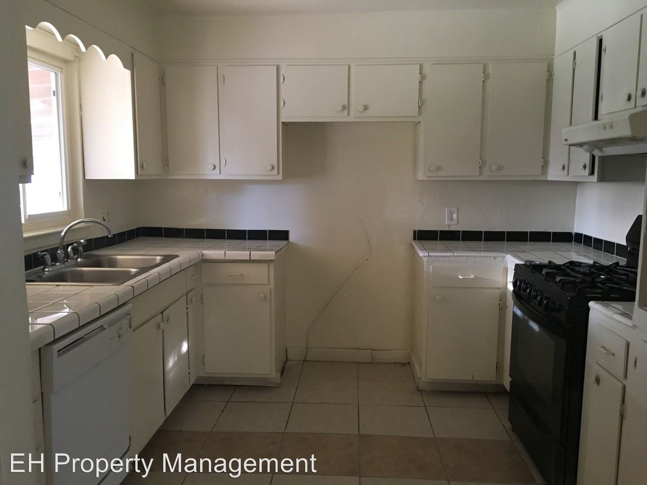 2608 Ribier Way - Photo 2 of 6