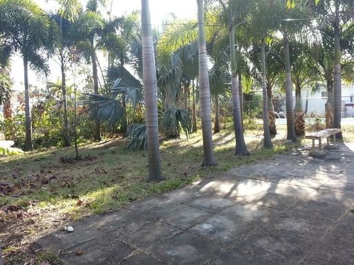 121 Auburn Dr - Photo 2 of 10