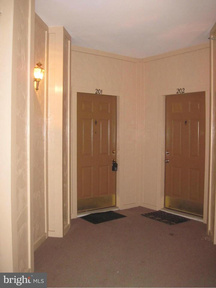 5908 Founders Hill Dr - Photo 2 of 35