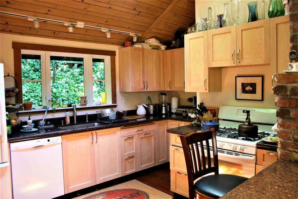 10 Mountain View Rd - Photo 3 of 16