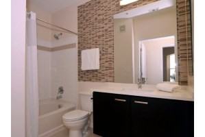 Crest at Congressional - Photo 2 of 16