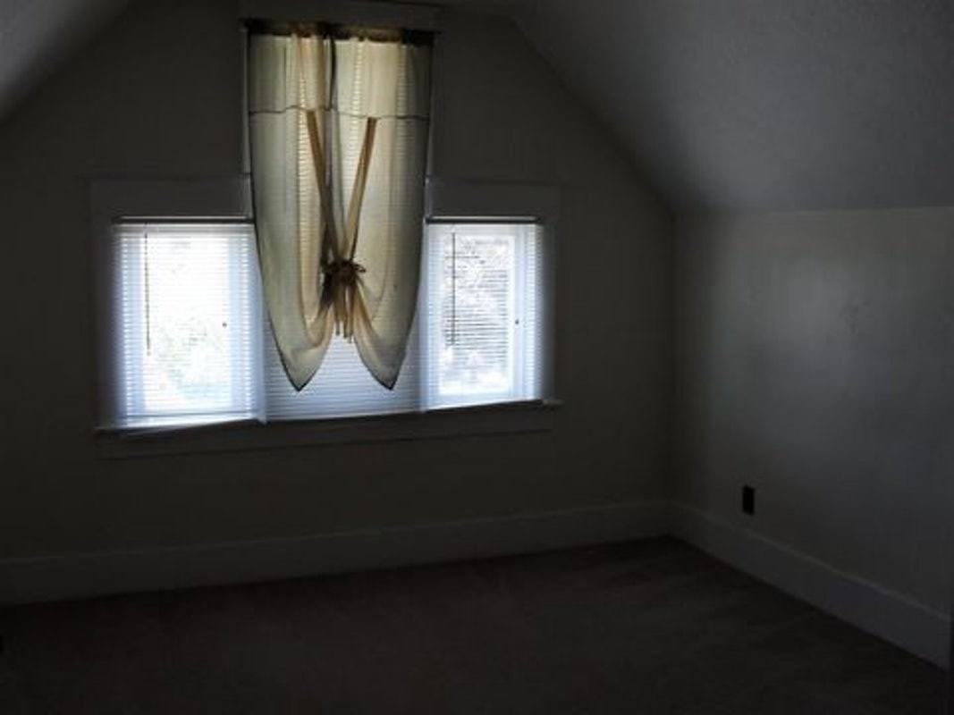 15 E Main St. Apt 2 #2 - Photo 2 of 4