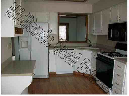 303 W Gold Coast Rd - Photo 3 of 9