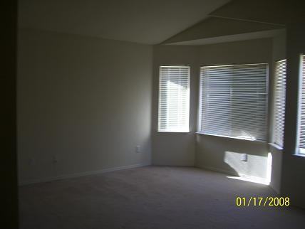 2759 Newburgh Way - Photo 3 of 6