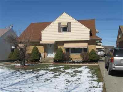 179 Willard Ave - Photo 2 of 3