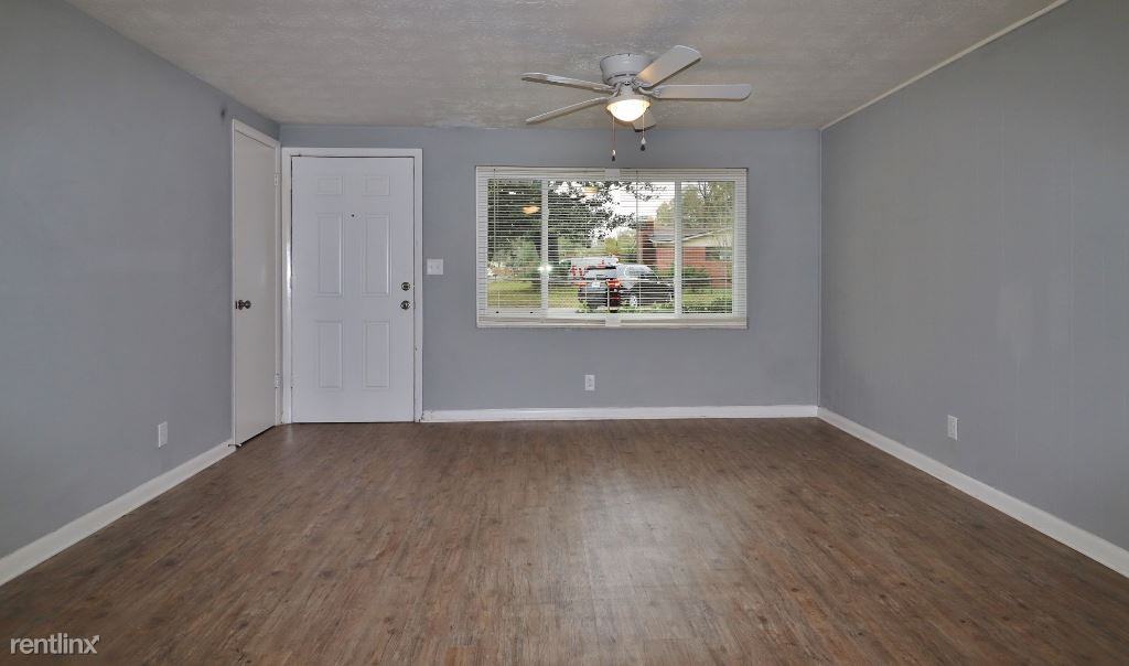 7437 Dostie Dr E - Photo 3 of 9