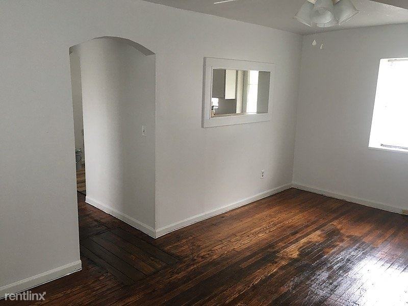 237 Mt Martha Dr - Photo 2 of 6