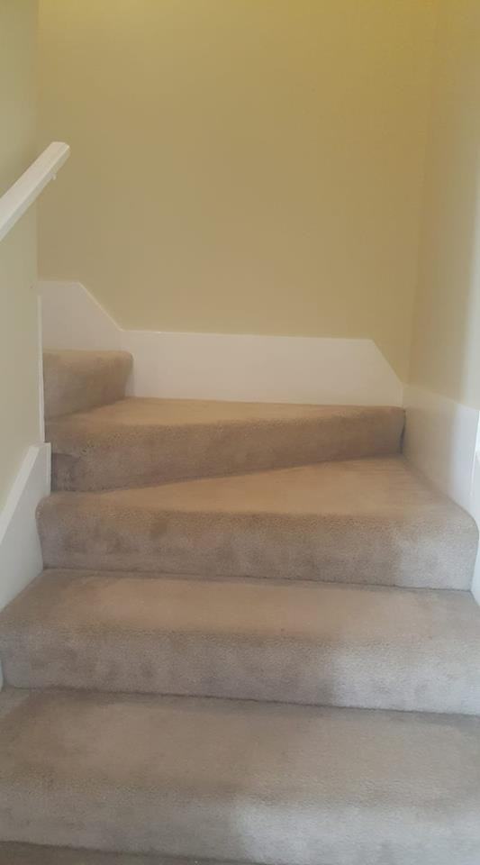 137 Phanturn Ln - Photo 2 of 17