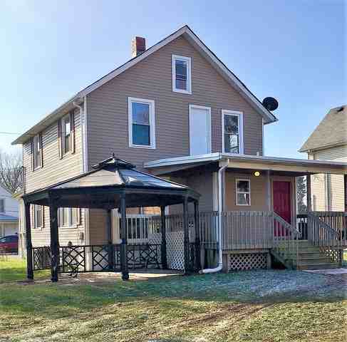 1101 McDonald Ave - Photo 3 of 16