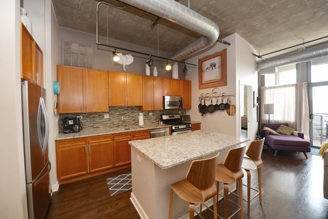 900 Kingsbury #1026 - Photo 2 of 28