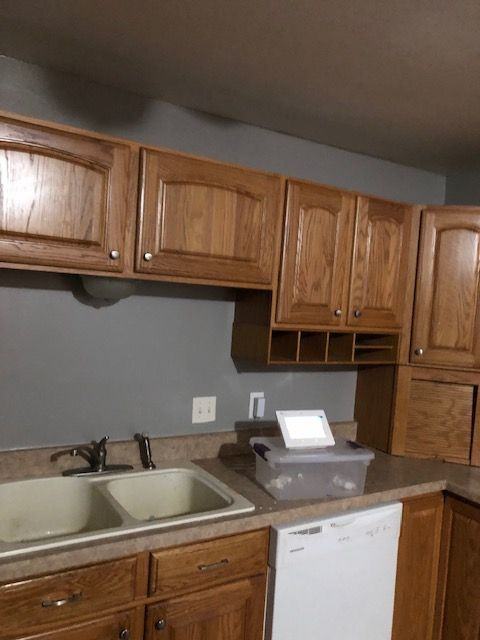 2615 W 70th St - Photo 2 of 8