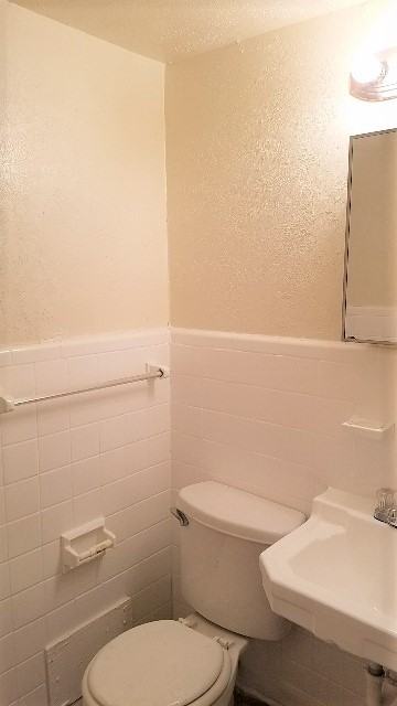 5106 Live Oak St - Photo 3 of 13