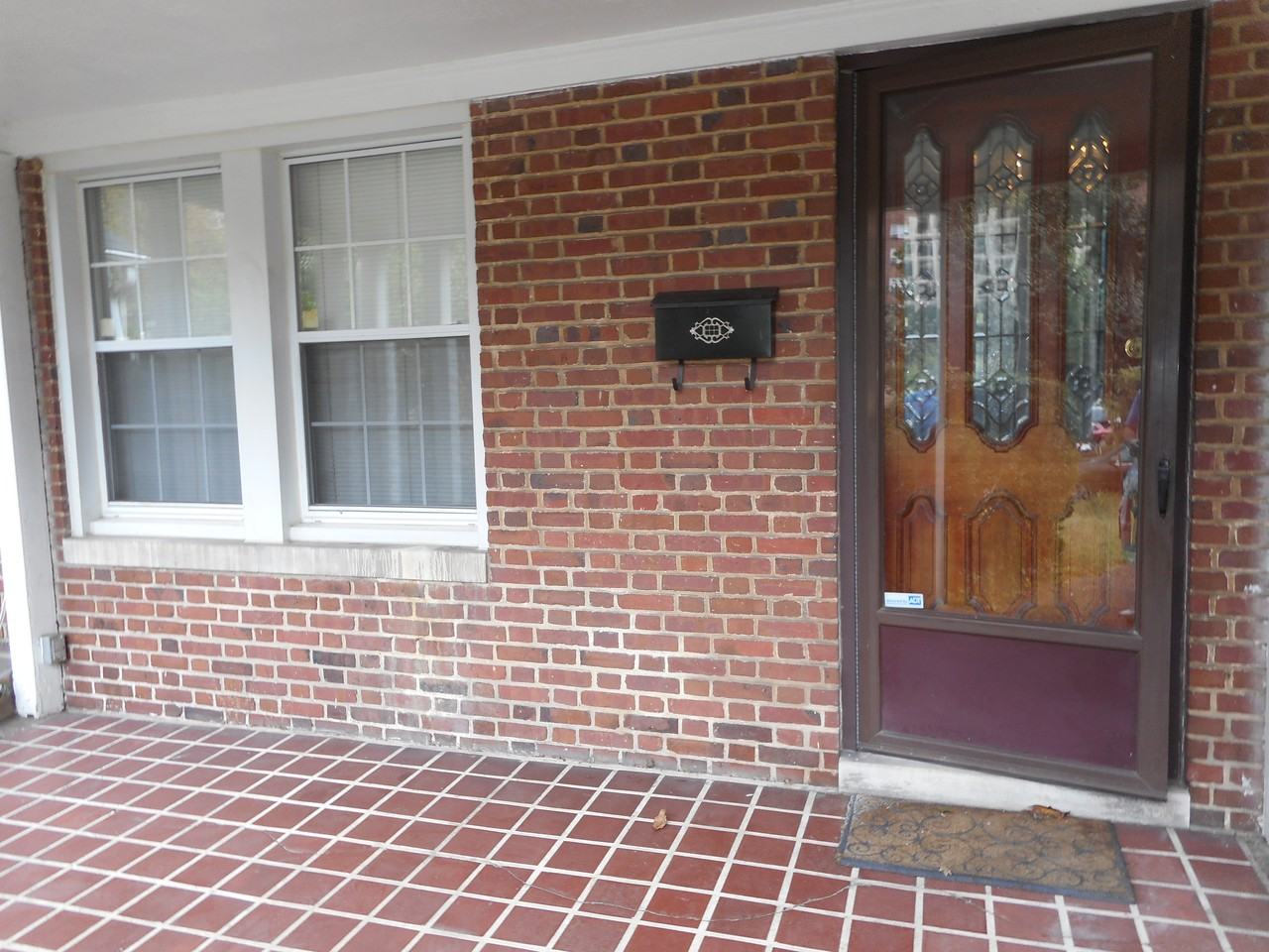 210 East University Parkway - Photo 3 of 26