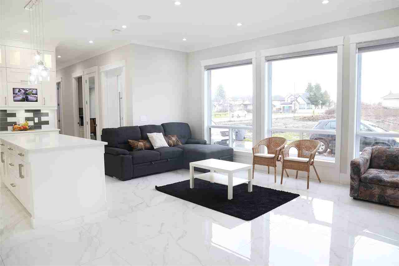 12547 68 Avenue - Photo 3 of 12