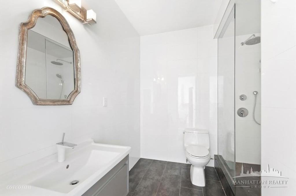 E 43rd St #20B - Photo 4 of 6