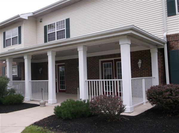 Phoenix Manor Apartments - Photo 2 of 10