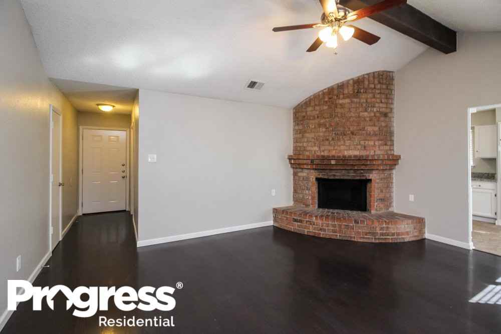 3901 Anewby Way - Photo 3 of 15