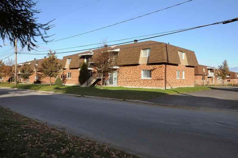 2312 Nadeau - Photo 2 of 14