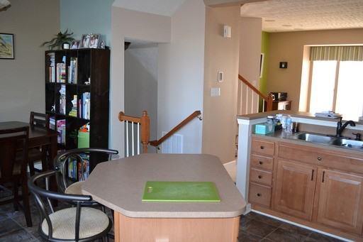 43 Merion Cir - Photo 3 of 8