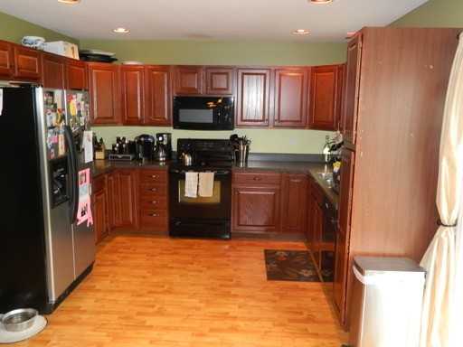 3910 Sheppard Dr - Photo 2 of 4