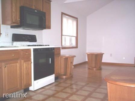 20 Leah Dr - Photo 2 of 8