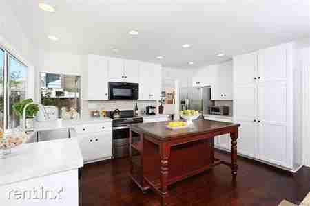 1815 Port Renwick Pl - Photo 3 of 16