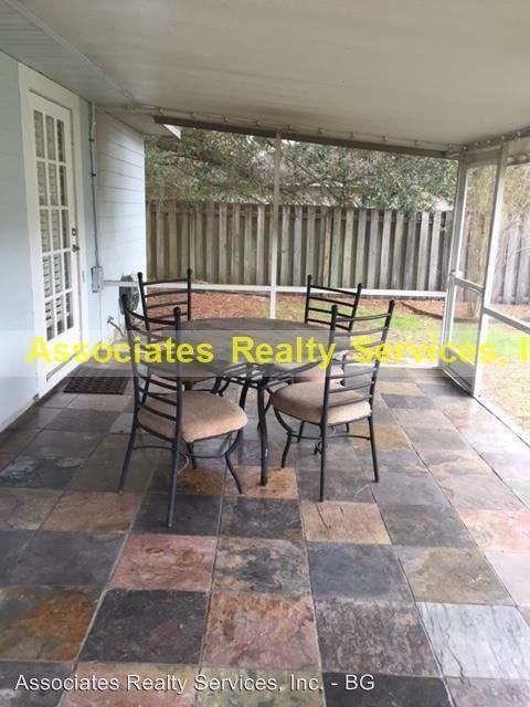 2235 NW 42nd Ave - Photo 3 of 3