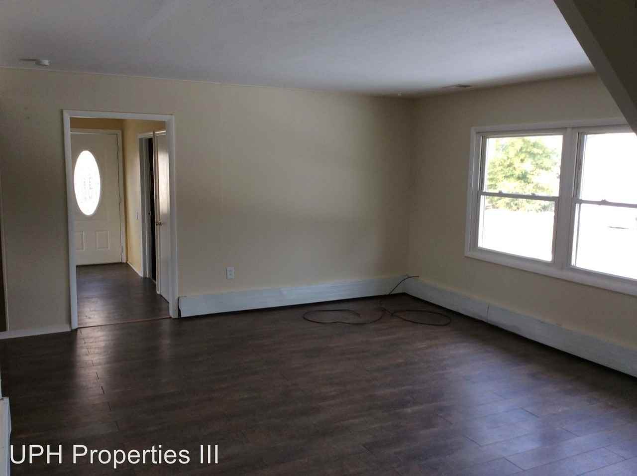 89 Whitewood Dr - Photo 2 of 2