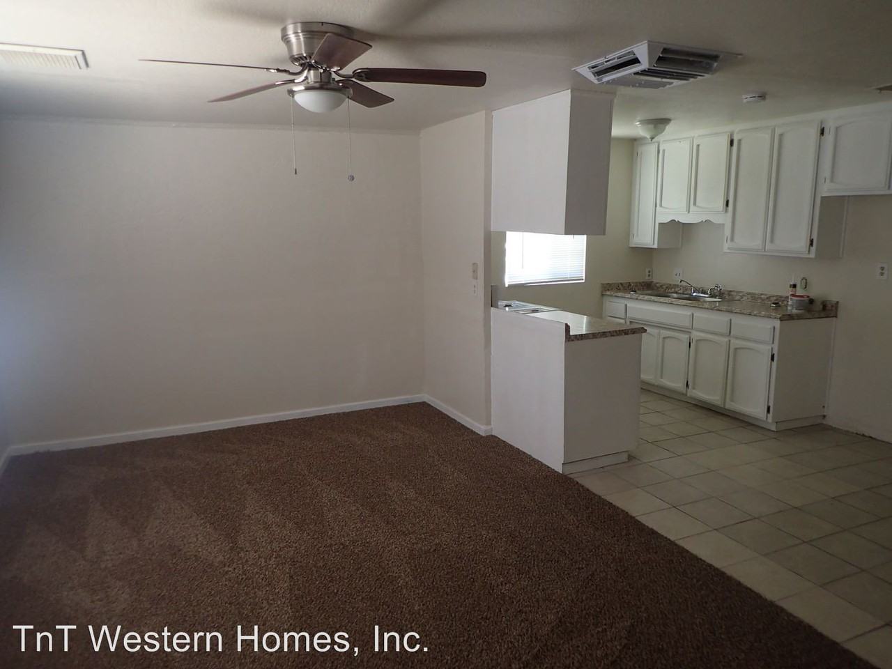 301 W Church Ave - Photo 2 of 8