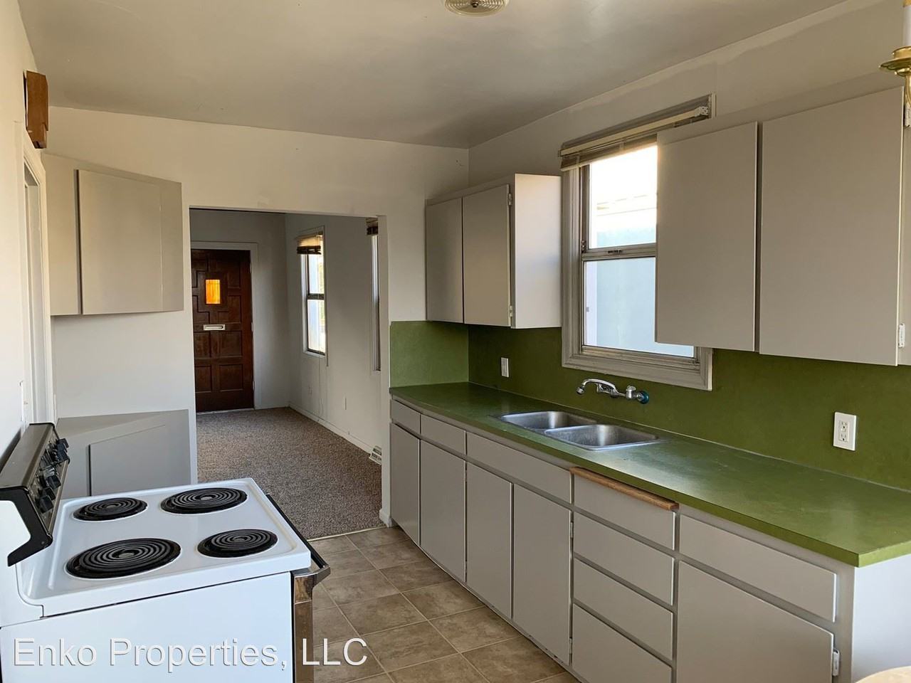 5324 SE Milwaukie Ave - Photo 3 of 10