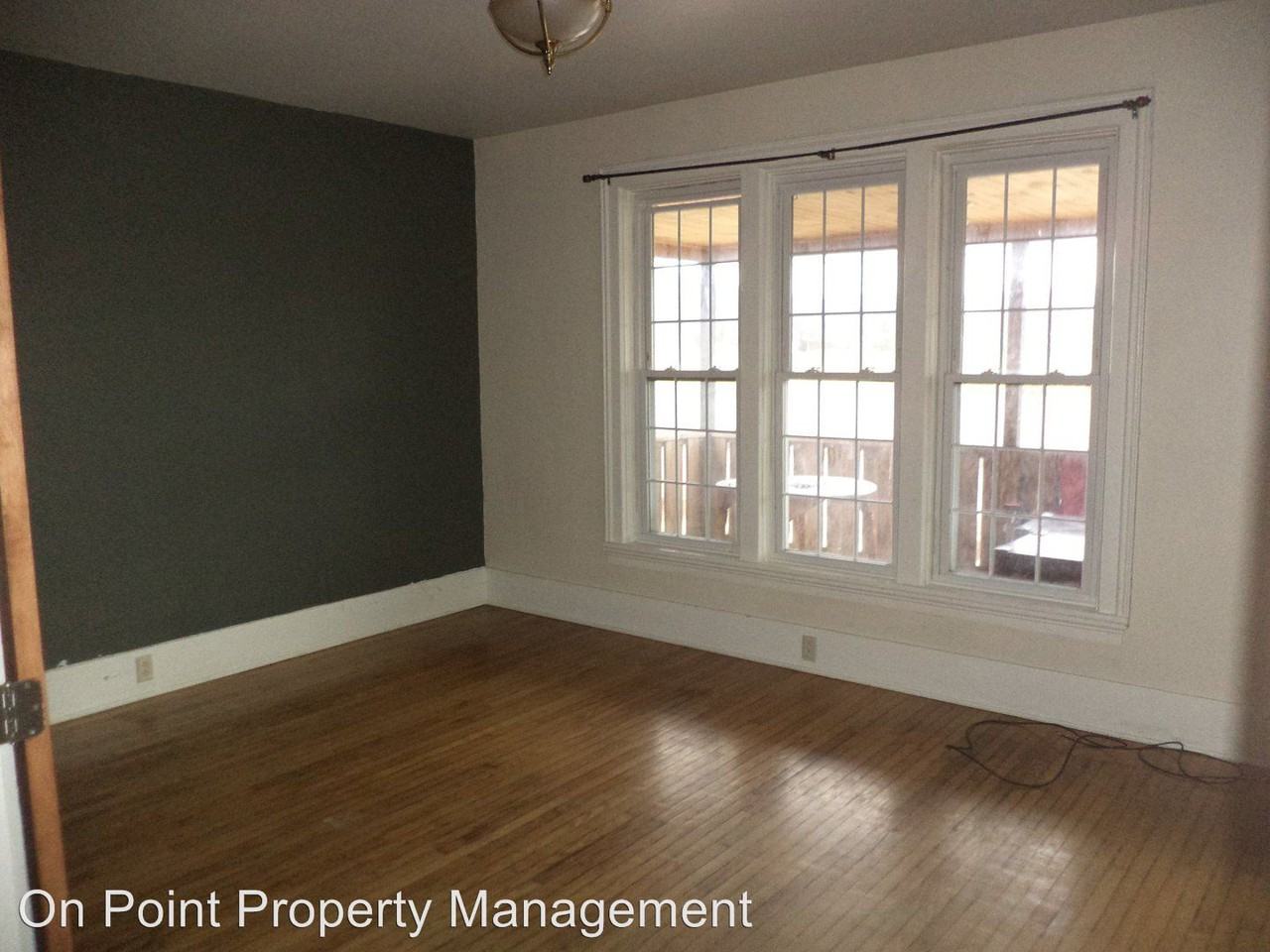 912 Front St. - Photo 3 of 12