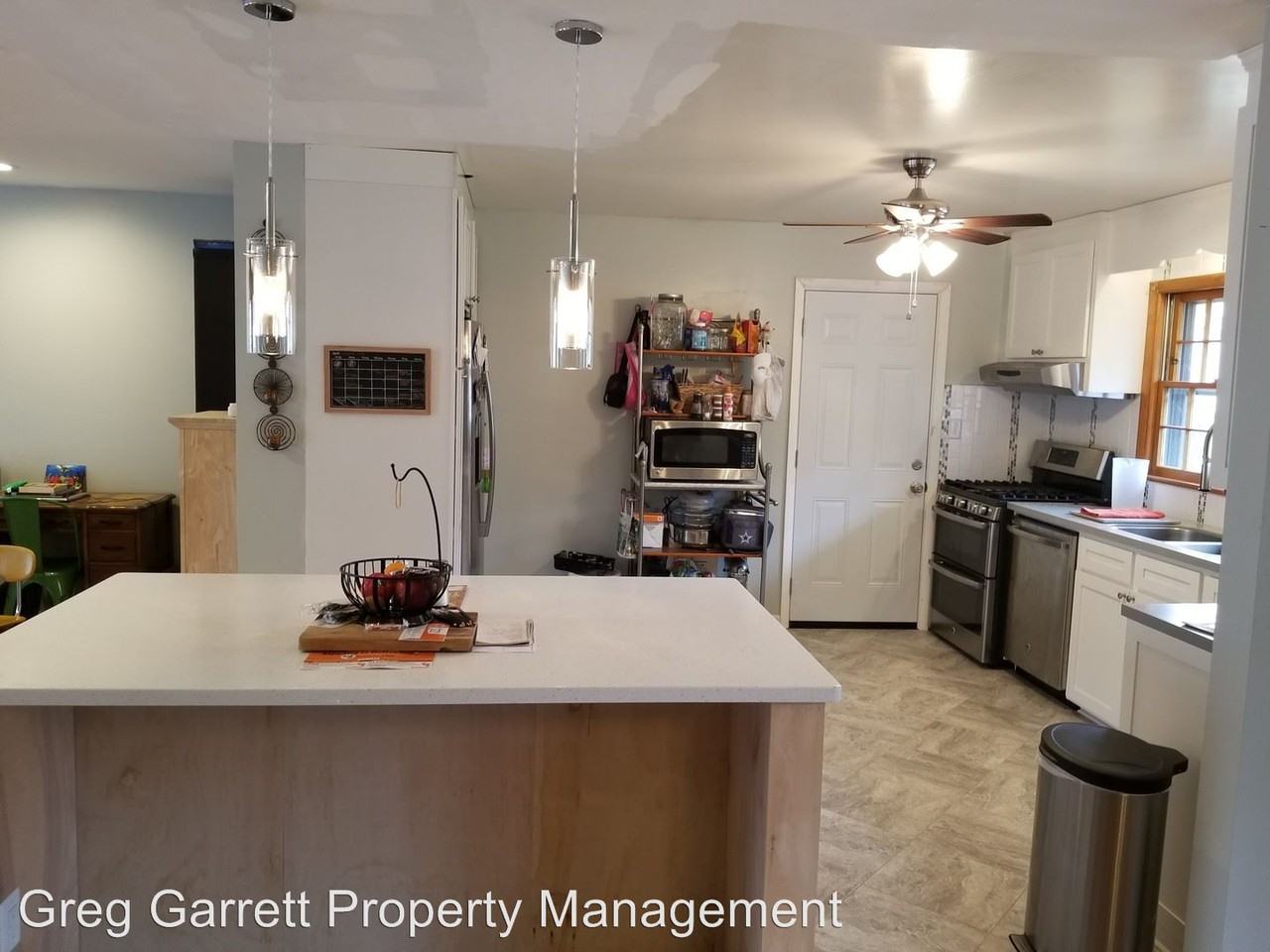 15 Effingham Pl - Photo 3 of 17