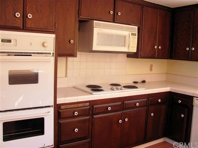 4216 Candleberry Ave - Photo 3 of 34