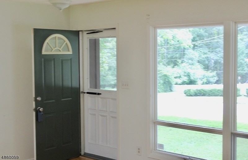 200 Randall Ave - Photo 2 of 17