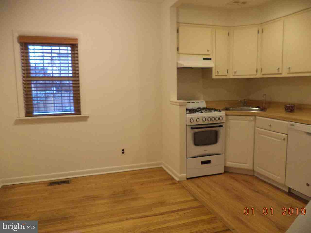 1510 Lombard St #1f - Photo 3 of 16