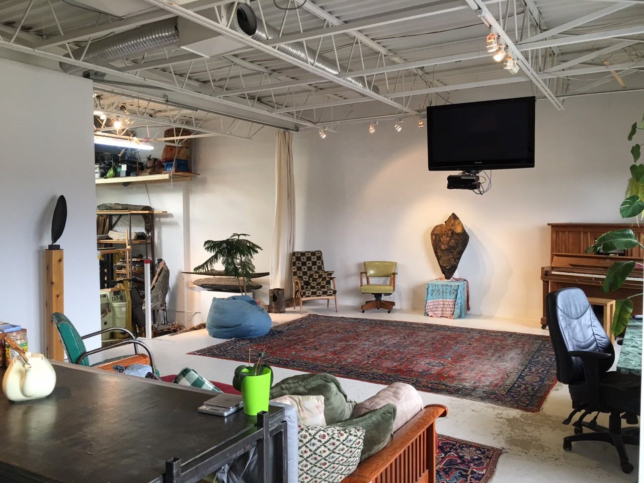 142 Cawthra Ave - Photo 2 of 9