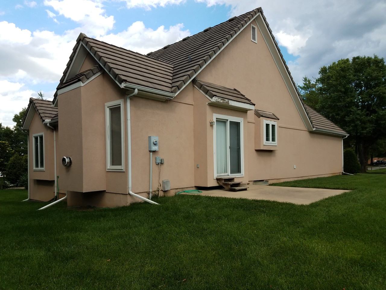 2244 122 Terrace - Photo 2 of 18