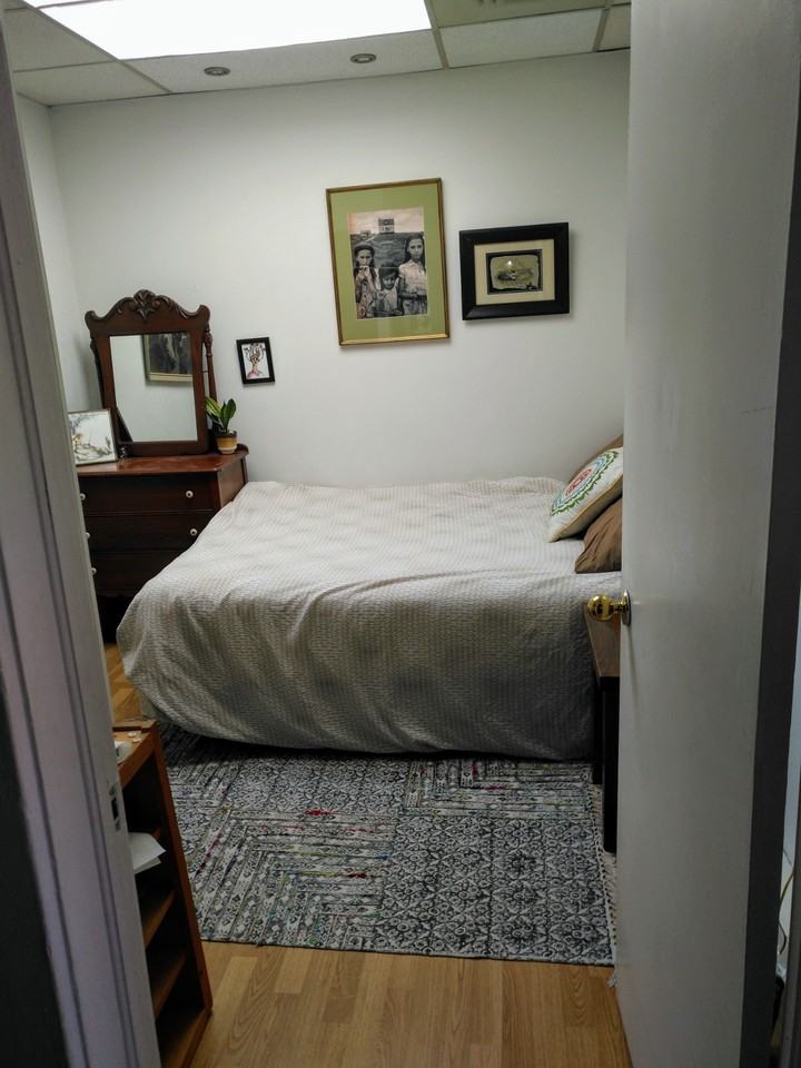 731 Queen Street East - Photo 3 of 7