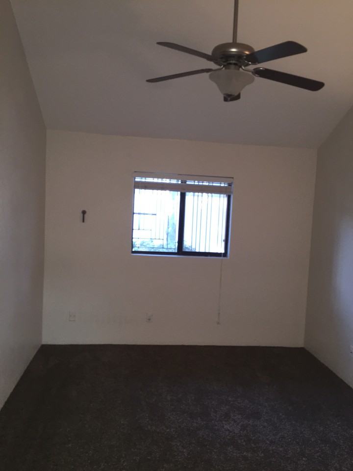 630 W Redondo Dr - Photo 2 of 4