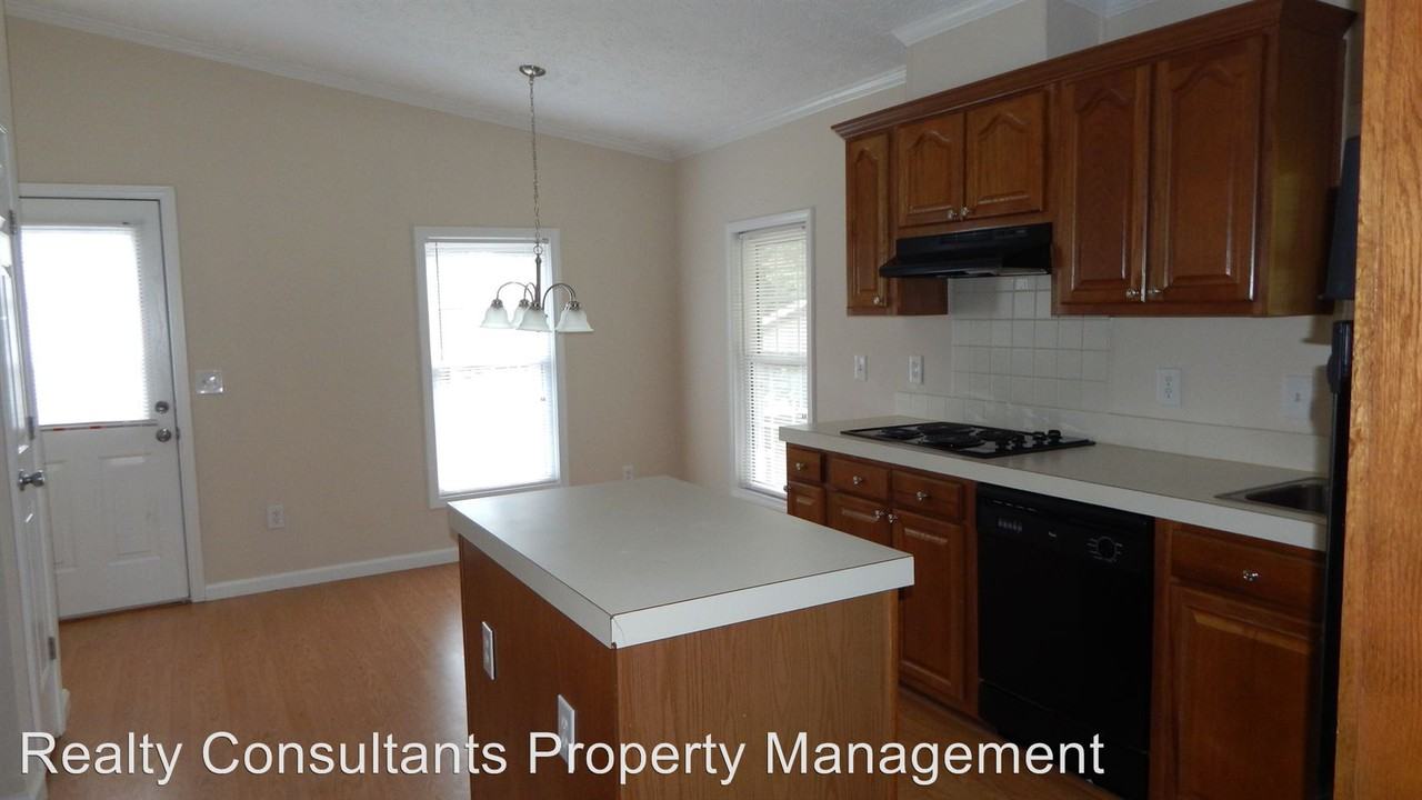 144 Adeline Dr - Photo 3 of 16