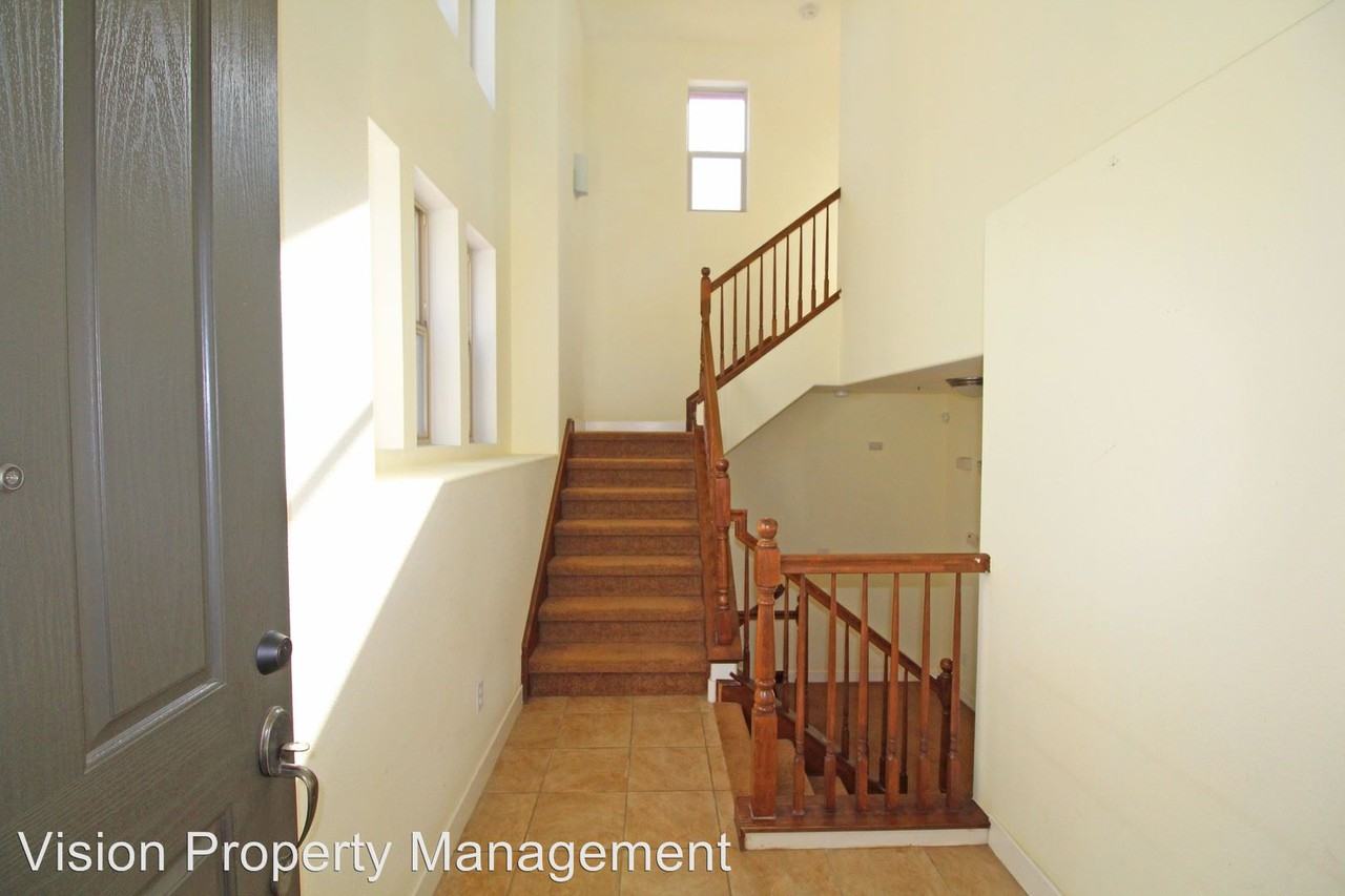 6415 Blue Rock Ct - Photo 3 of 27