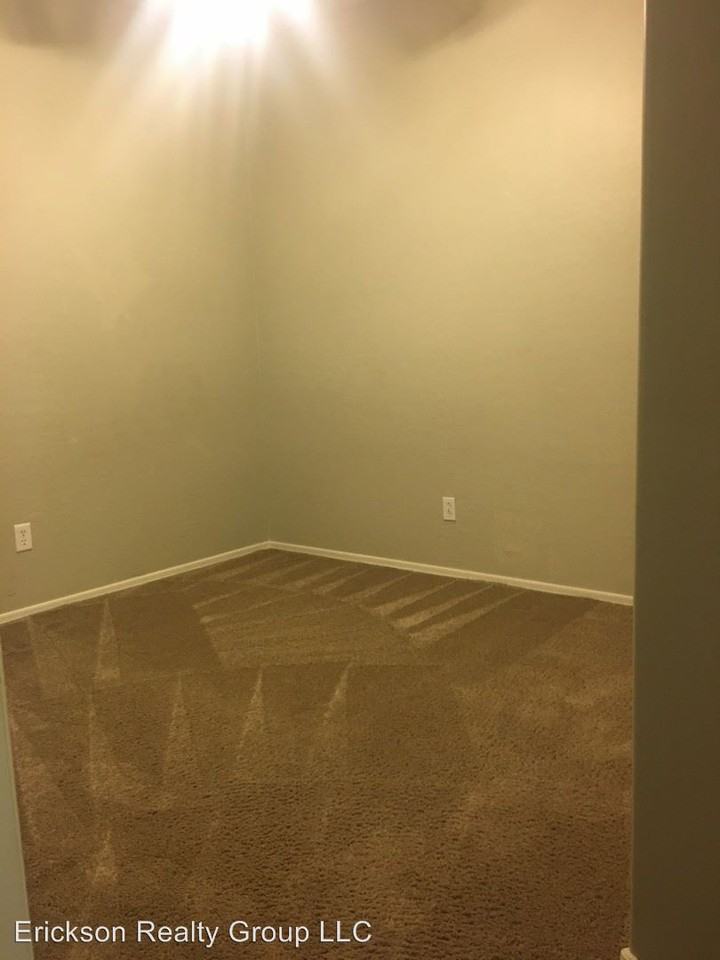 19804 E Reins Rd - Photo 3 of 19