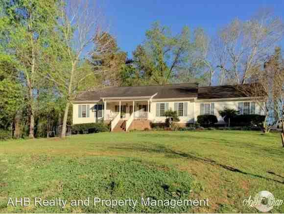 3366 Rockcastle Ct - Photo 2 of 2