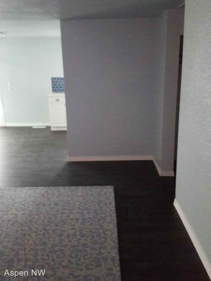 6021 35th Pl SE - Photo 2 of 14