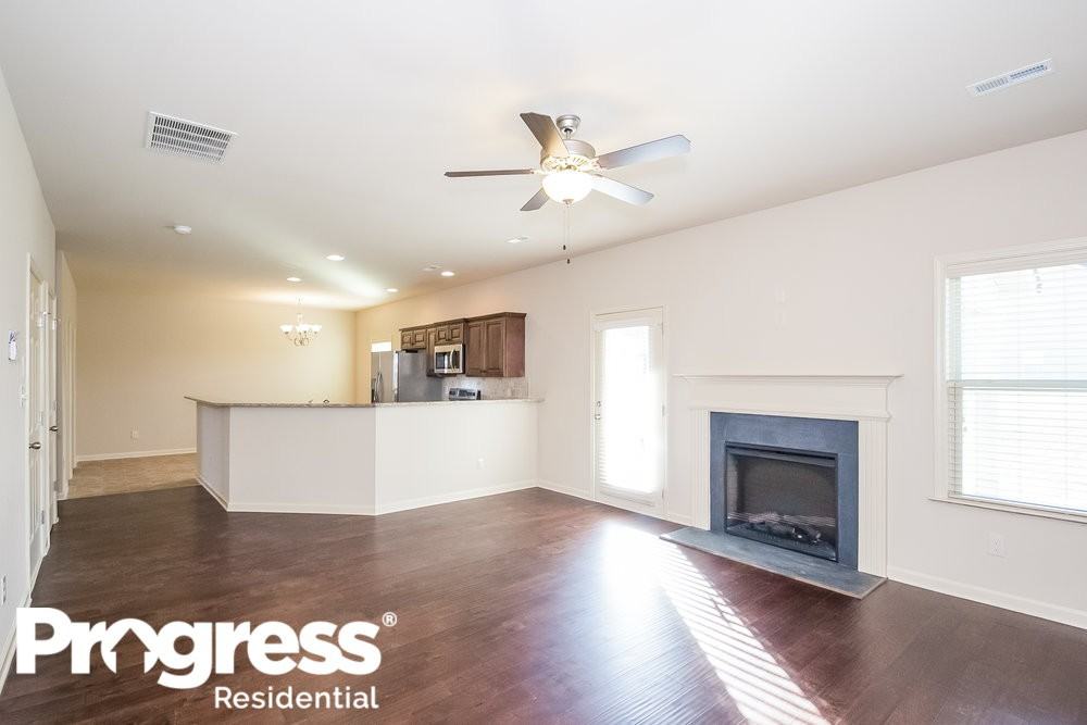 3200 Puritan Way - Photo 2 of 18