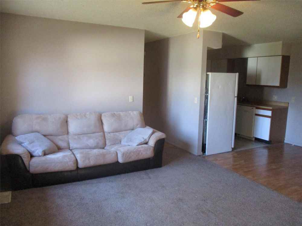 5205 N Pierson St - Photo 2 of 4