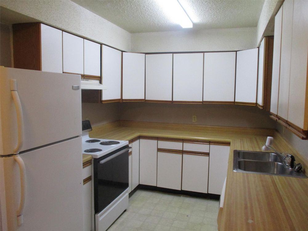 5205 N Pierson St - Photo 3 of 4